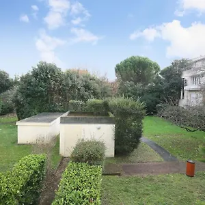 https://apt-my-cozy-flat-cote-jardin-parking-terrasse.midi-pyreneeshotels.com